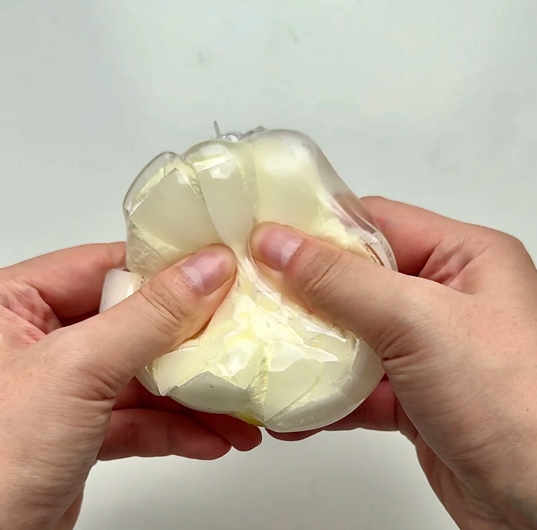 cracking-wax-ball-squishy-mellowsquish